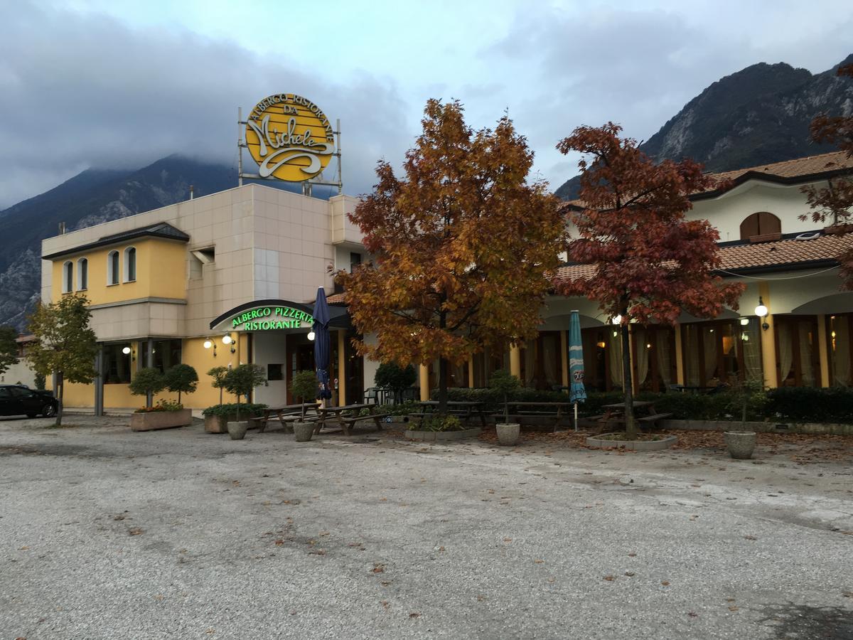 ונזונה Albergo Ristorante Pizzeria Da Michele מראה חיצוני תמונה