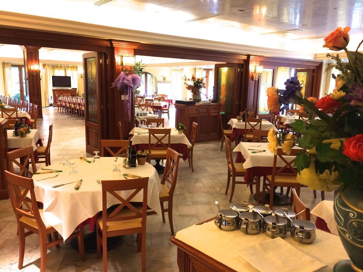 ונזונה Albergo Ristorante Pizzeria Da Michele מראה חיצוני תמונה